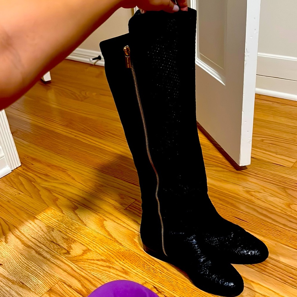 Beautiful knee high boots